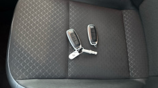 Nissan Juke 1.0 DiG-T 114 N-Connecta 5dr Petrol Hatchback